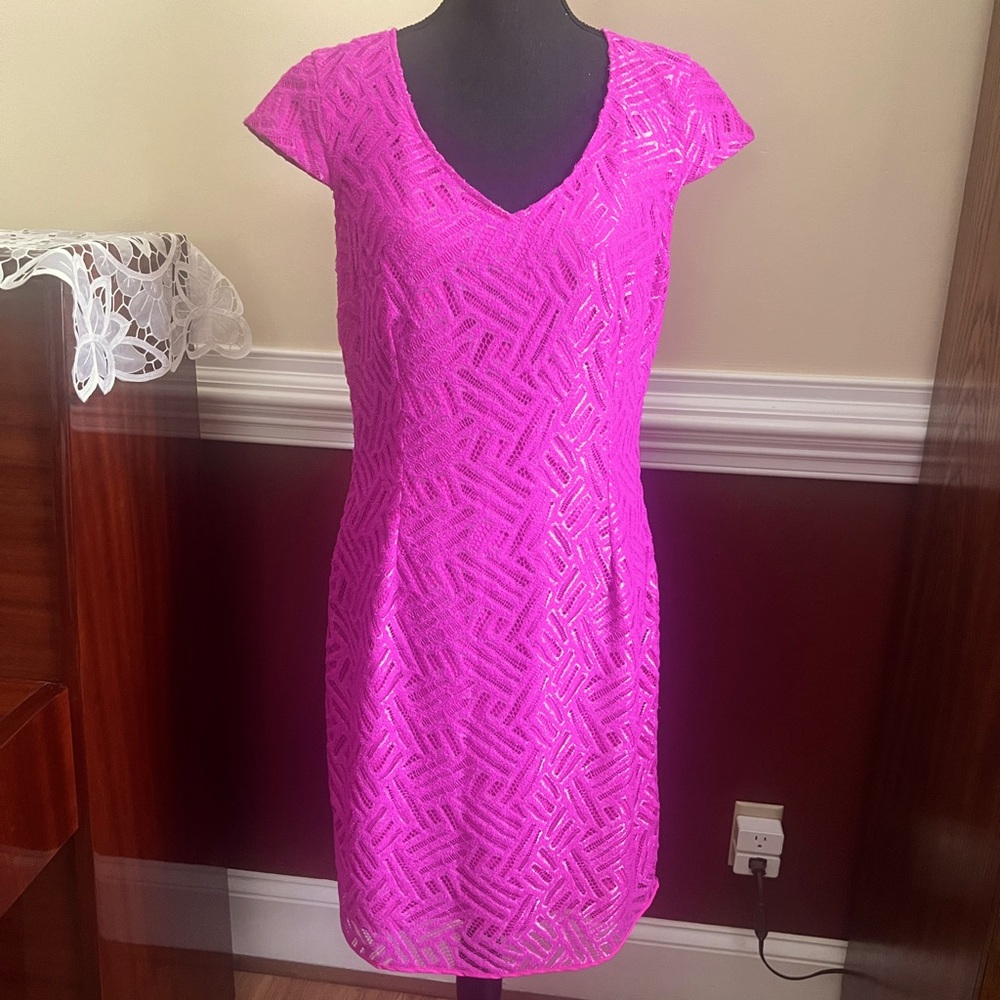 Lilly Pulitzer Selassie hot pink Dress.